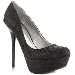 CUPID Black sparkling pumps